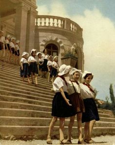 pionieri albanesi